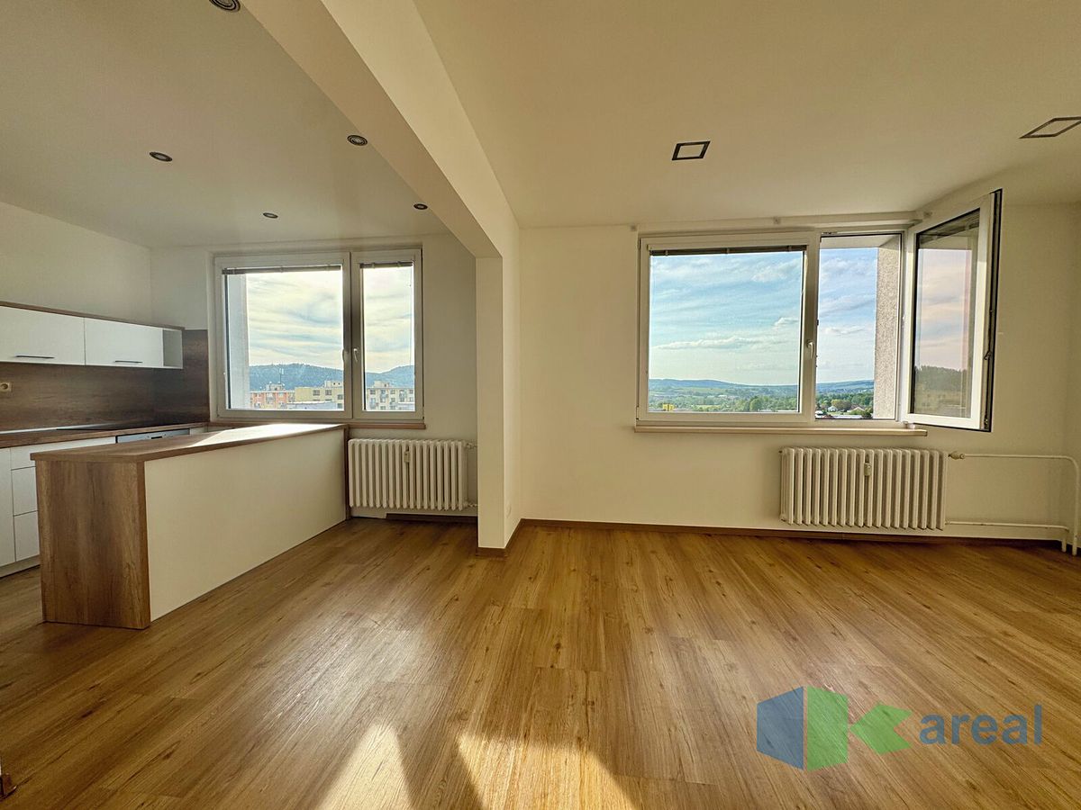 Pronájem bytu 3+kk 72 m² – fotografie 4