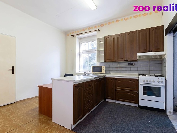 Prodej domu, 381 m² (7 z 28)