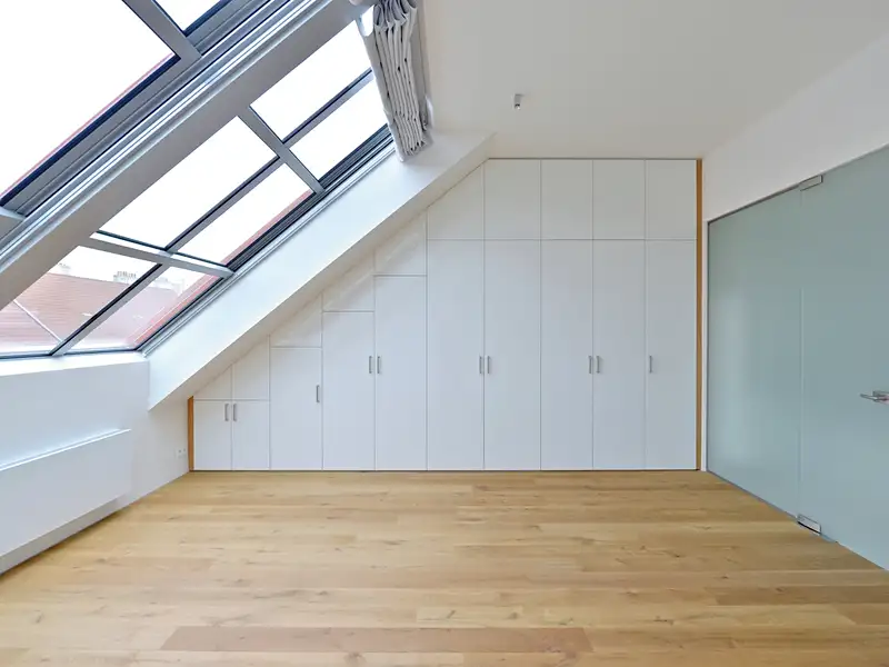 Pronájem bytu 4+kk 203 m², Praha – náhled fotky 3