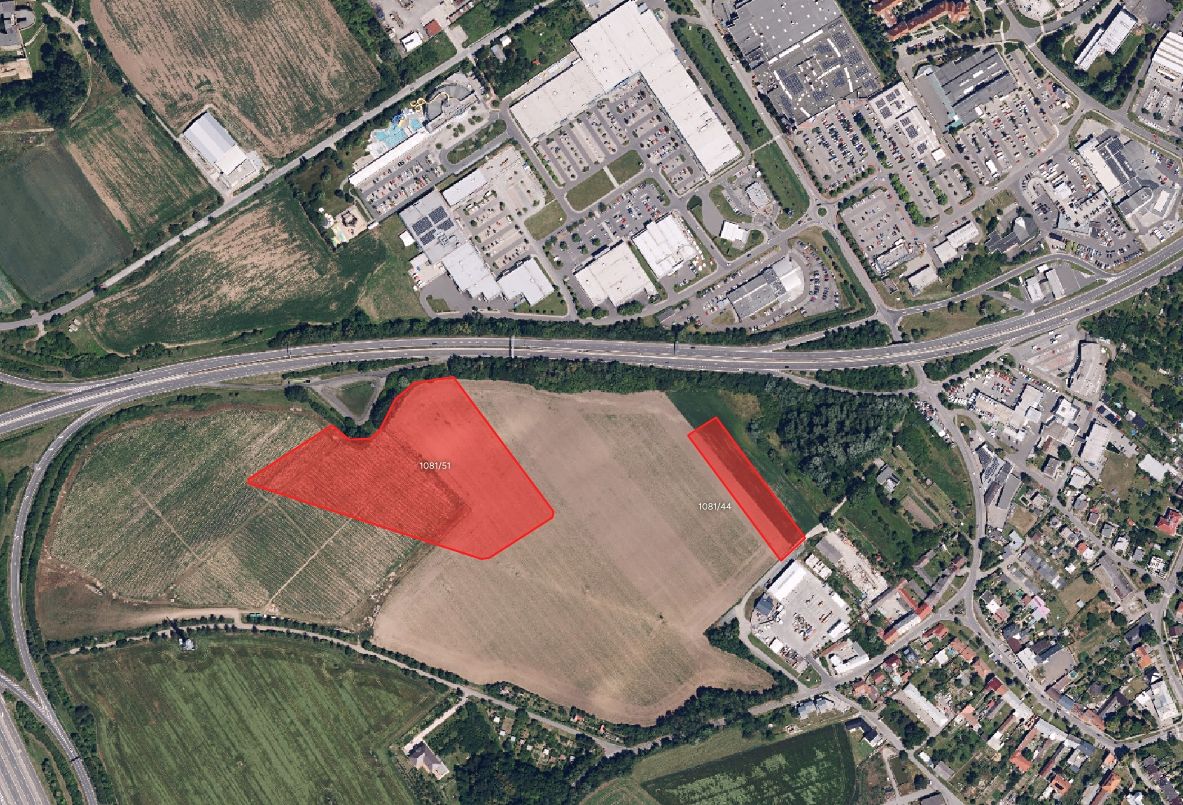 Prodej pole 13615 m²