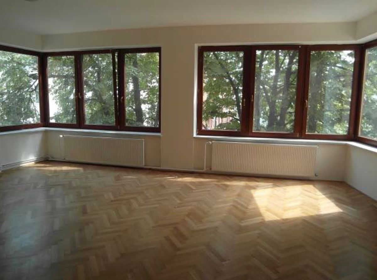 Pronájem bytu 2+kk 78 m² – fotografie 5