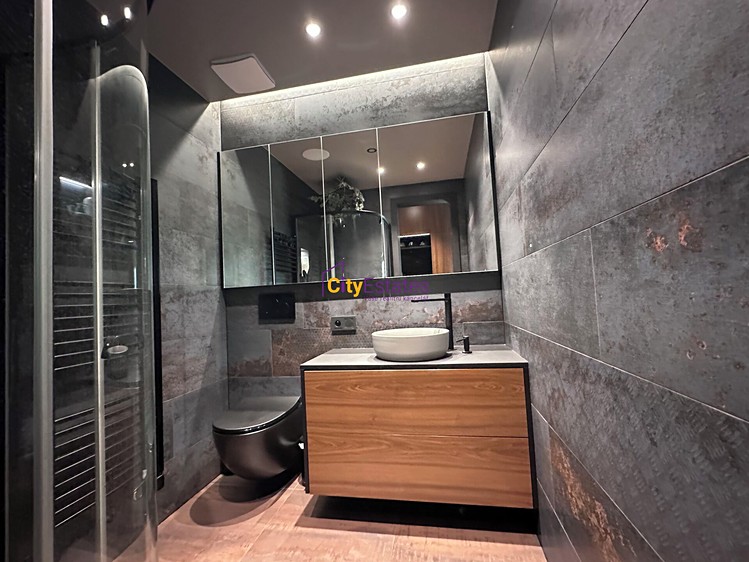 Квартира 2+1 на продаж, 110 м² (18 з 28)