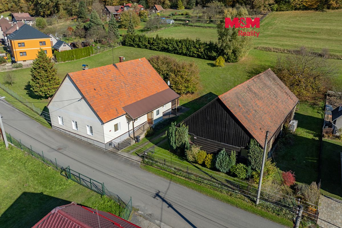 Prodej rodinného domu 180 m², pozemek 4831 m², Zubří – fotka 1 z 3