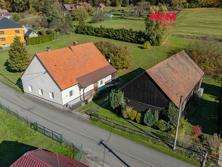 Haus zum Kauf, 180 m² (1 von 22)