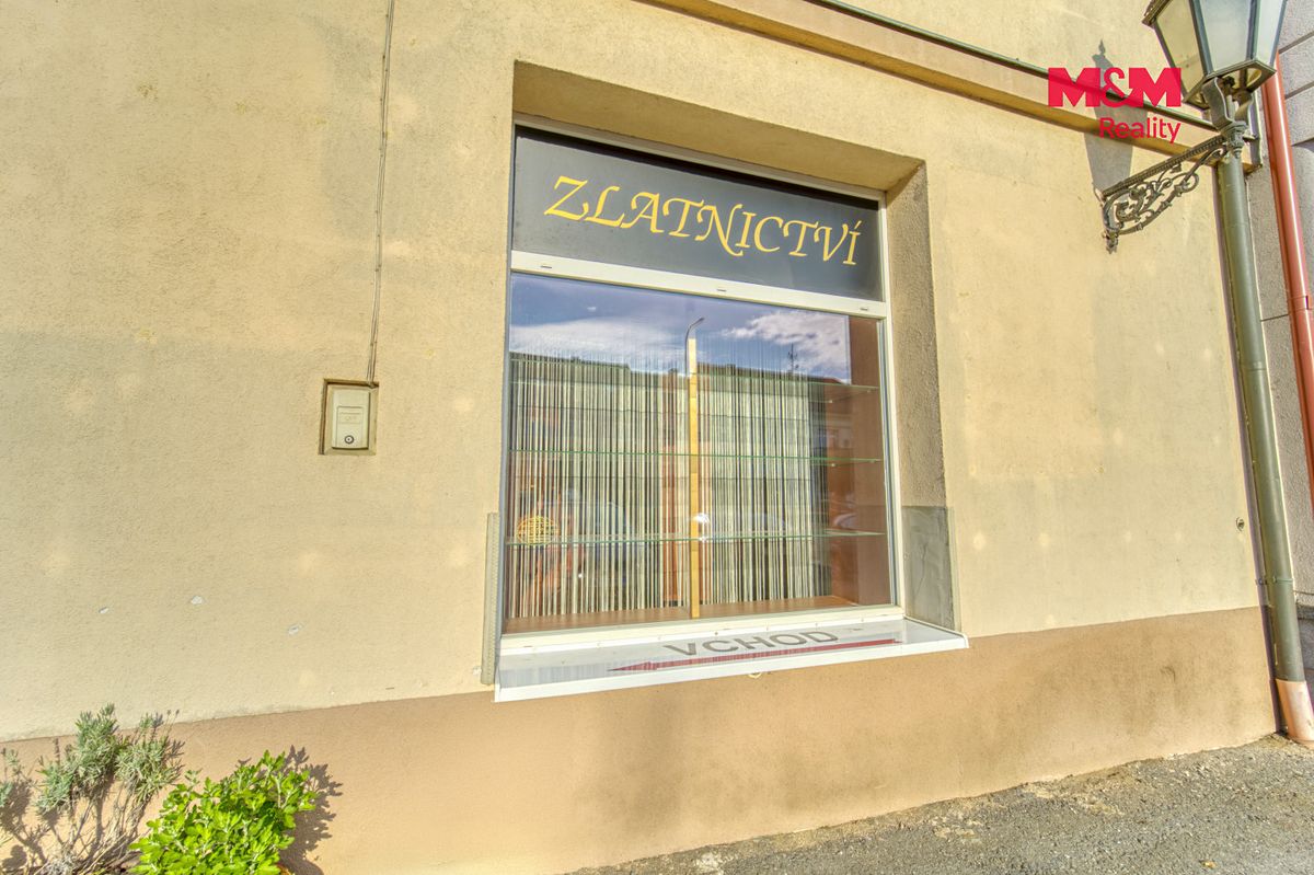 Pronájem obchodního prostoru 38 m² – fotografie 2
