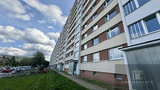 Pronájem bytu 2+kk 36 m² – fotografie 2