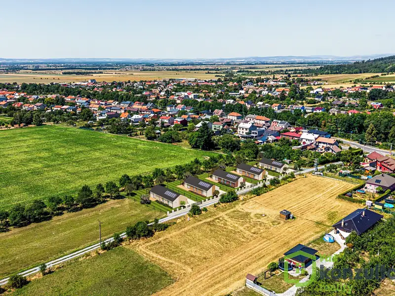 Prodej rodinného domu 97 m², pozemek 660 m², Bělkovice-Lašťany – náhled fotky 1
