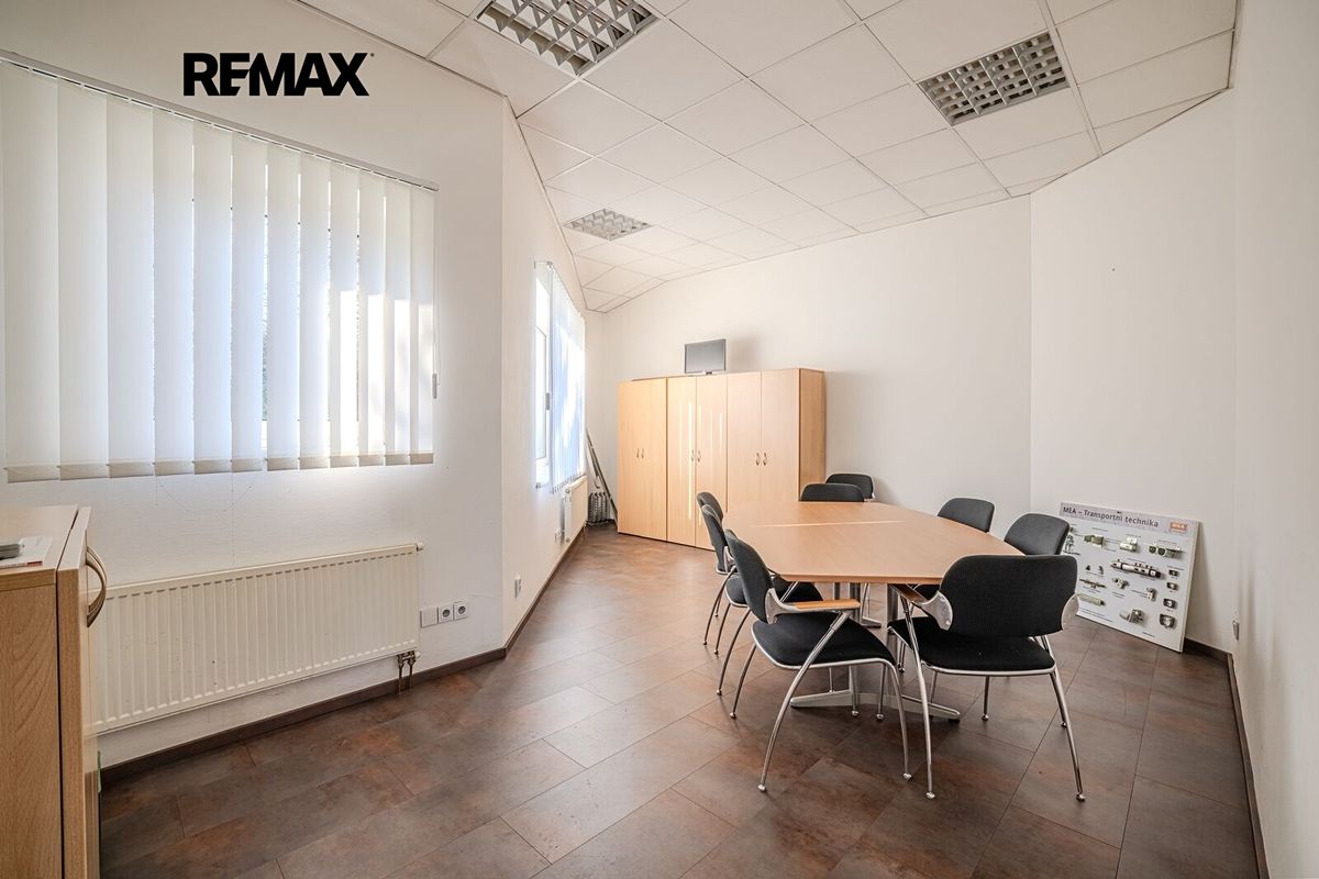 Prodej skladového prostoru 9469 m² – fotografie 4