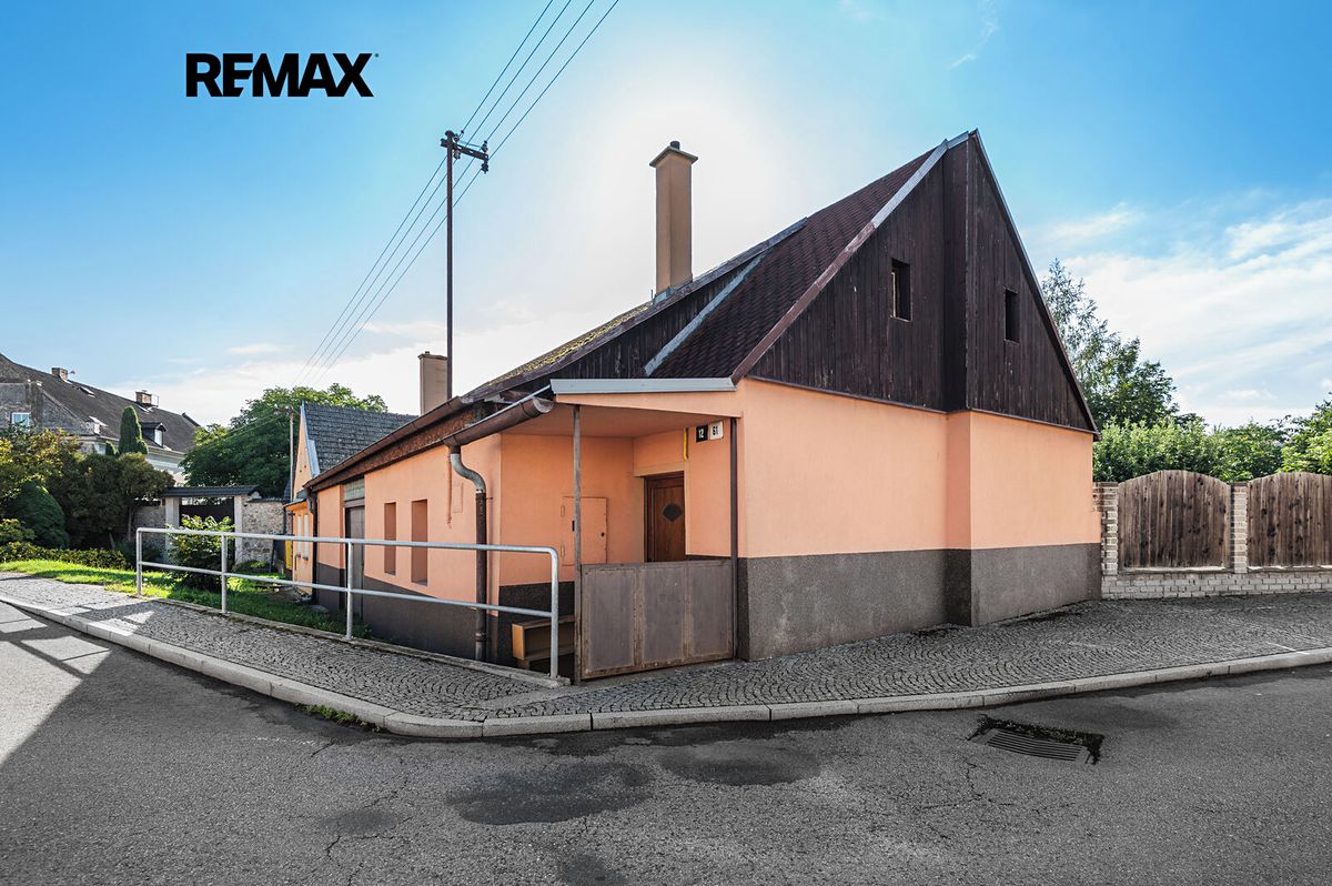 Prodej rodinného domu 166 m², pozemek 671 m²