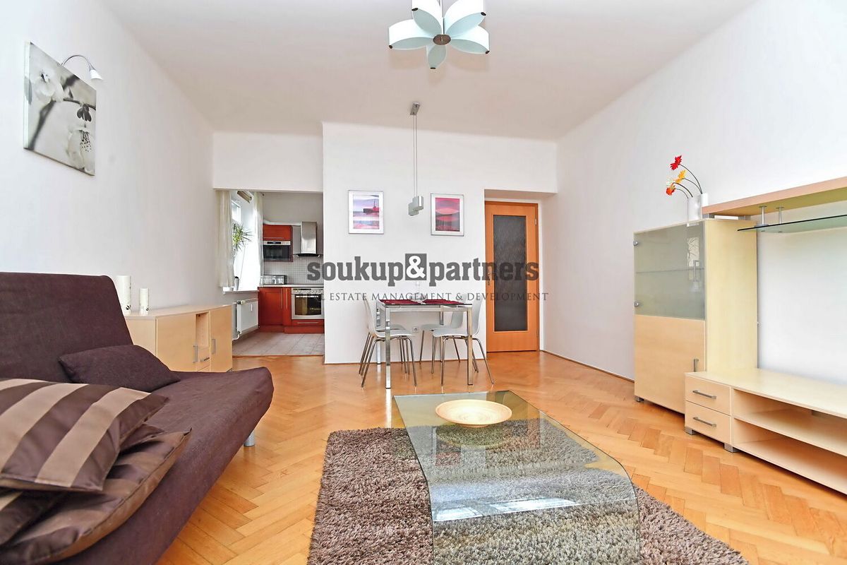 Pronájem bytu 3+1 98 m² – fotografie 3