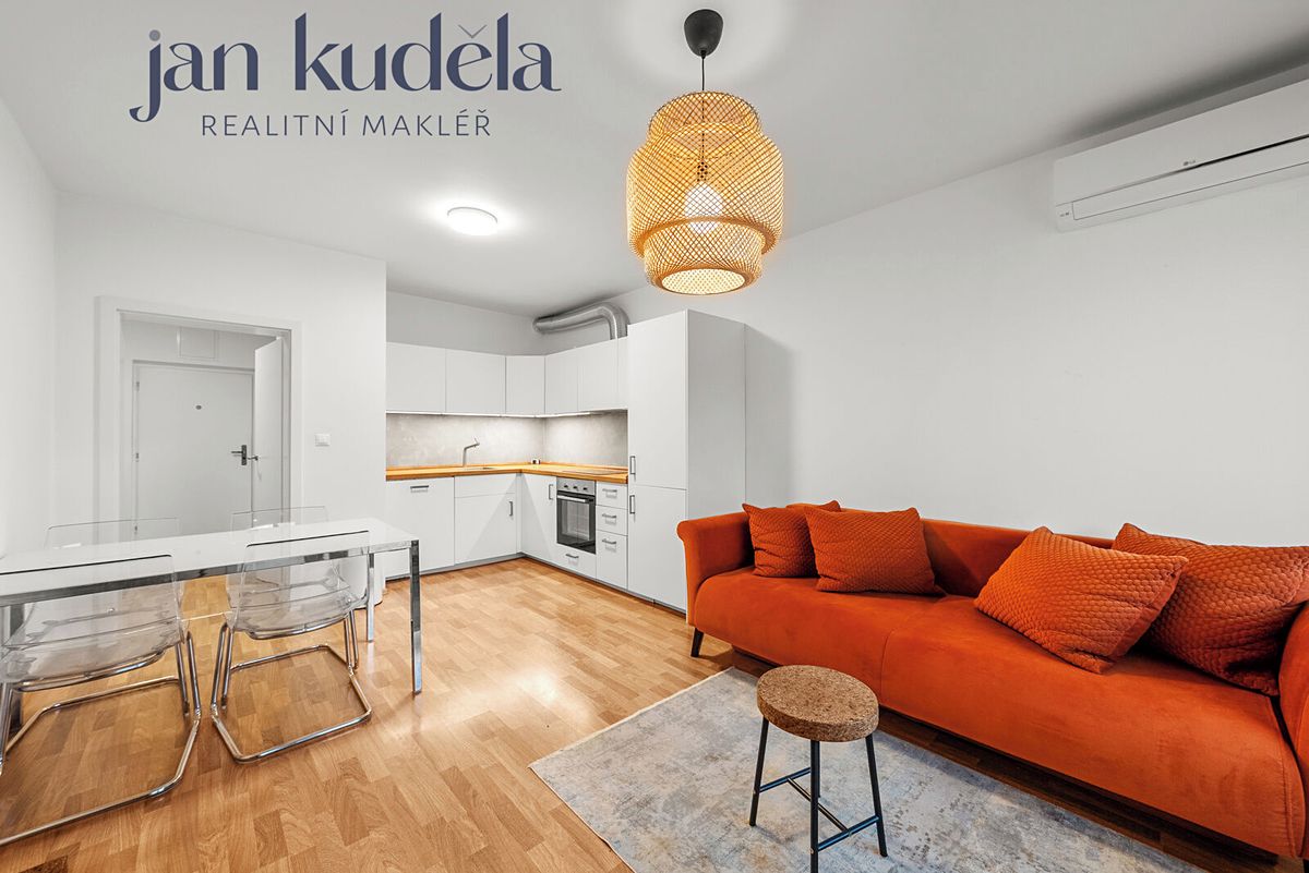 Pronájem bytu 2+kk 48 m²