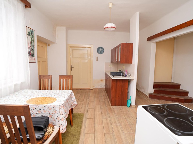 Prodej domu, 100 m² (3 z 23)