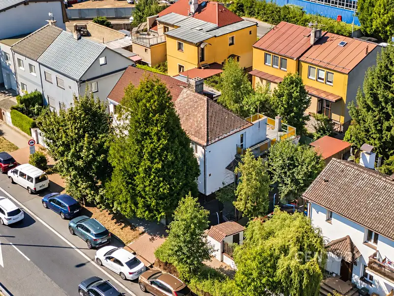Prodej rodinného domu 100 m², pozemek 225 m², Praha – náhled fotky 1