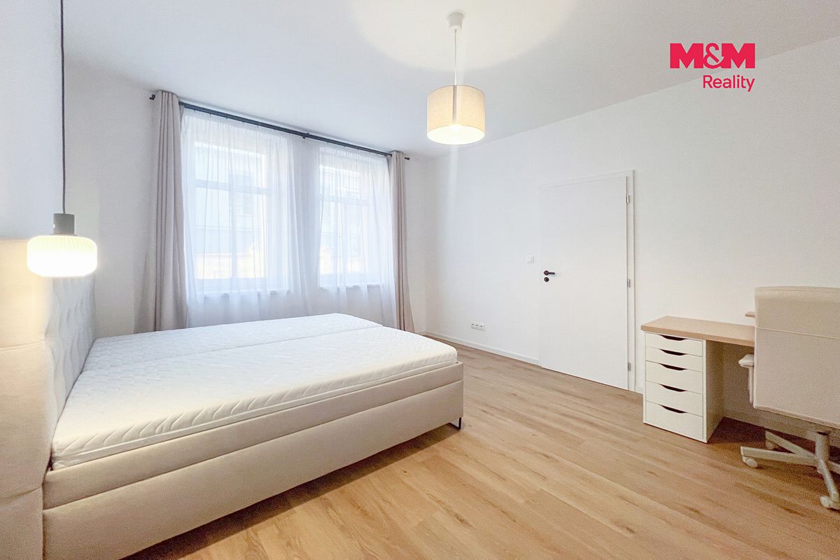 Pronájem bytu 2+kk 55 m² – fotografie 3