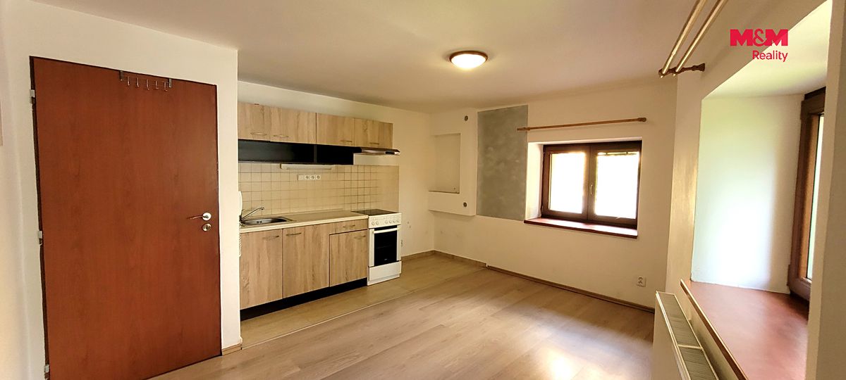Pronájem bytu 2+kk 32 m² – fotografie 4