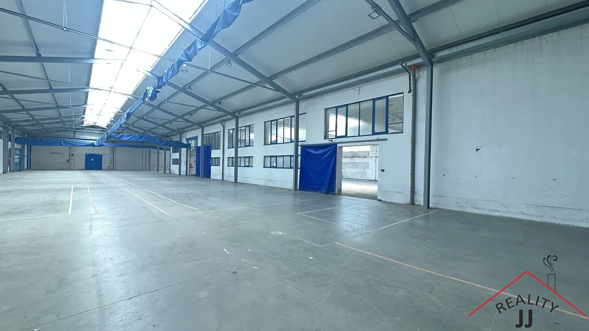 Pronájem skladového prostoru 3360 m²