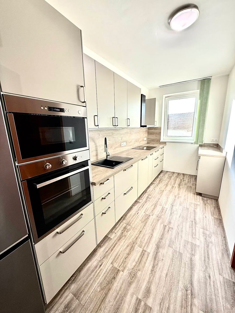 Pronájem bytu 2+kk 67 m² – fotografie 2