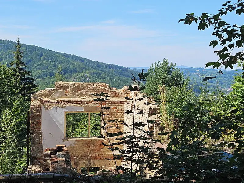 Prodej rodinného domu 300 m², pozemek 8220 m², Kořenov – náhled fotky 1