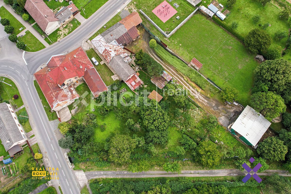 Prodej stavebního pozemku 1158 m² – fotografie 2