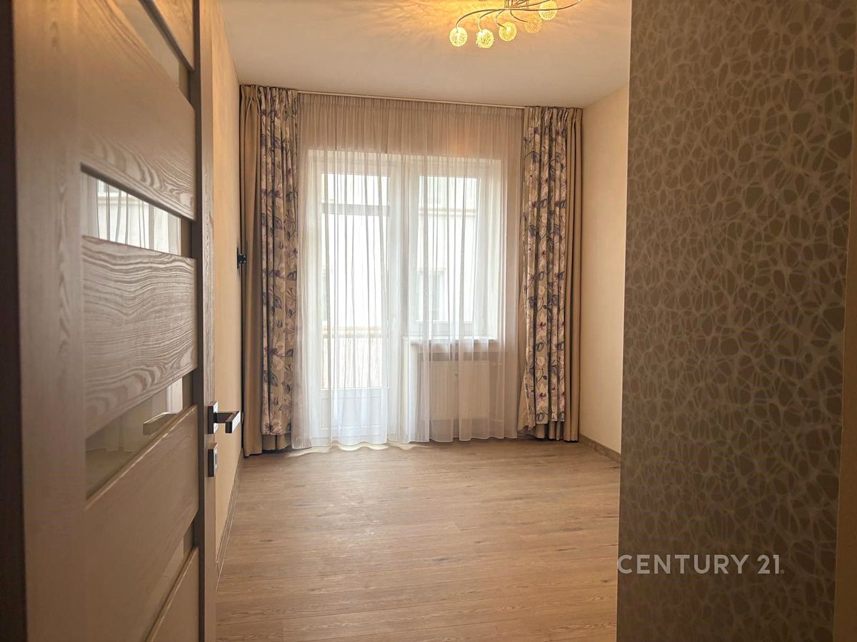 Pronájem bytu 2+kk 51 m² – fotografie 4