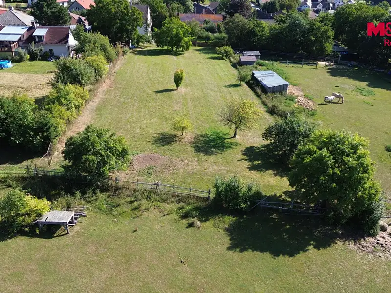 Prodej zahrady 2365 m², Kochánov – náhled fotky 3