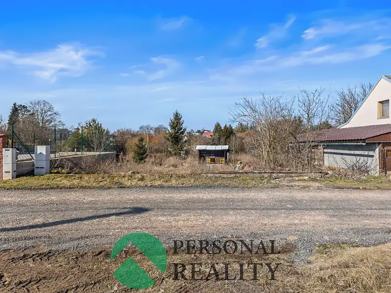 Prodej stavebního pozemku 800 m², Slaný – náhled fotky 2