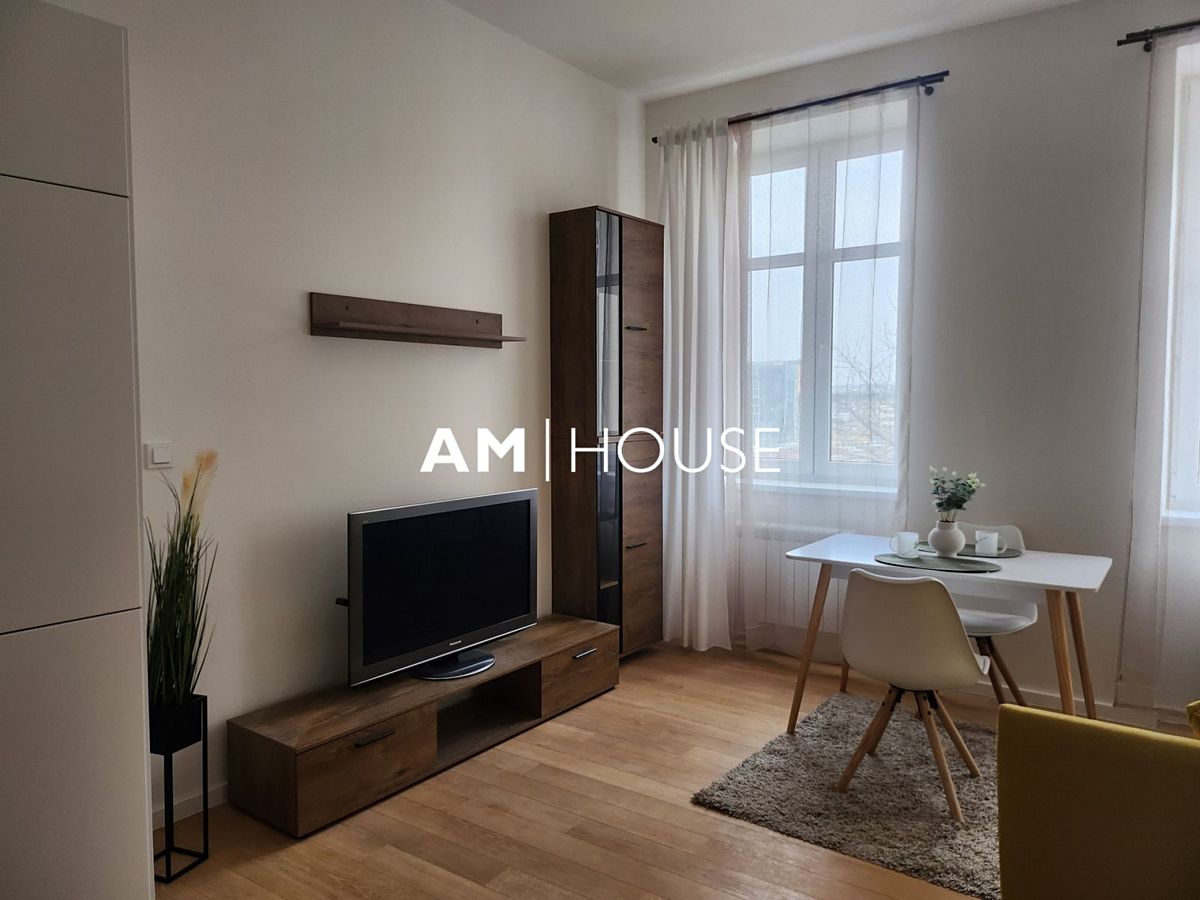 Pronájem bytu 2+kk 40 m² – fotografie 5