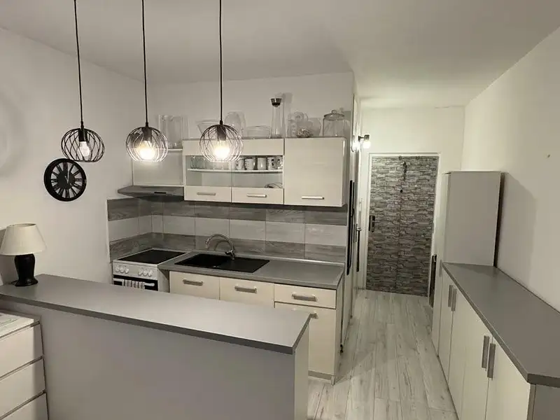 Prodej bytu 2+kk 36 m², Jablonec nad Nisou – náhled fotky 1