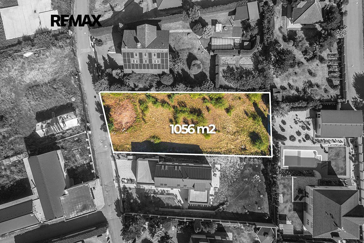 Prodej stavebního pozemku 1056 m² – fotografie 3
