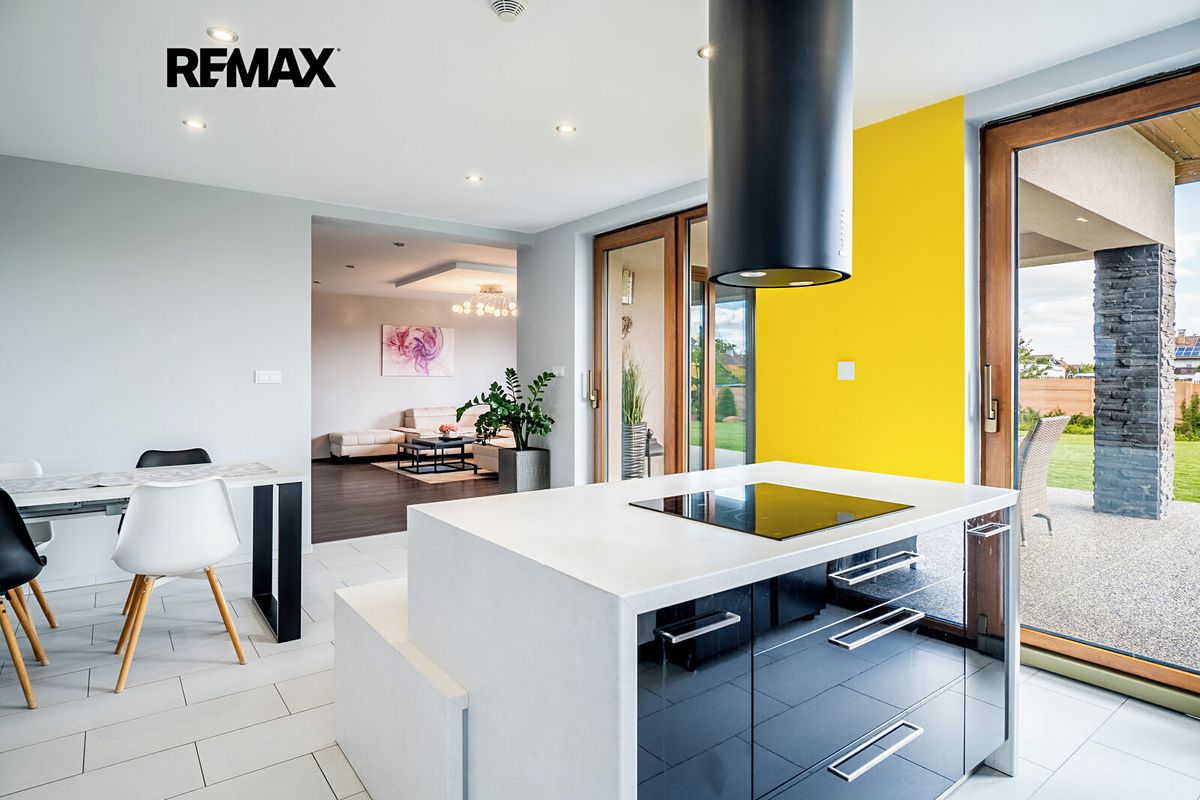Prodej rodinného domu 300 m², pozemek 3877 m² – fotografie 5
