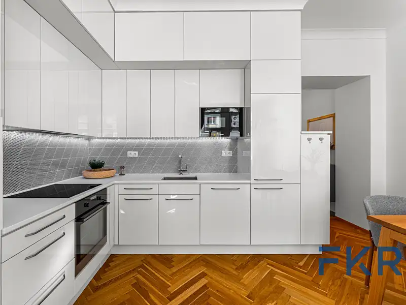 Pronájem bytu 2+kk 52 m², Praha – náhled fotky 2