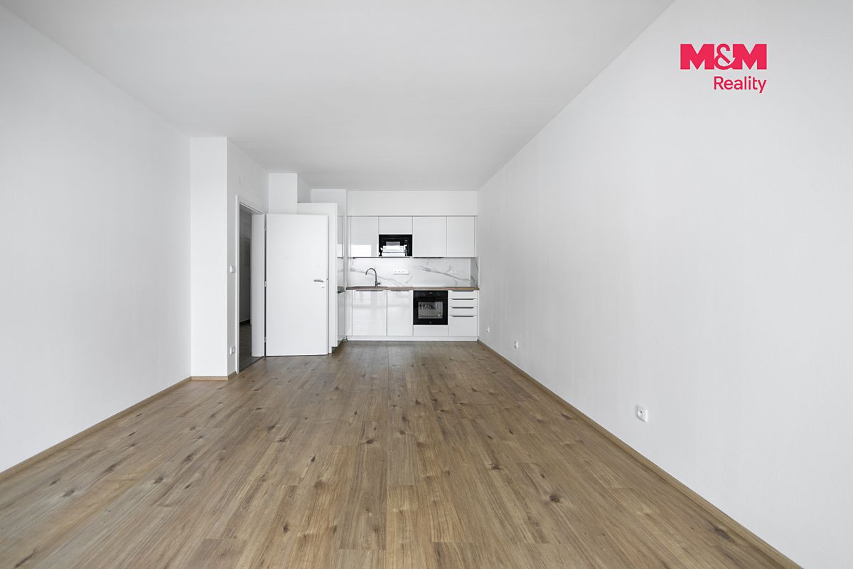Pronájem bytu 2+kk 66 m² – fotografie 3