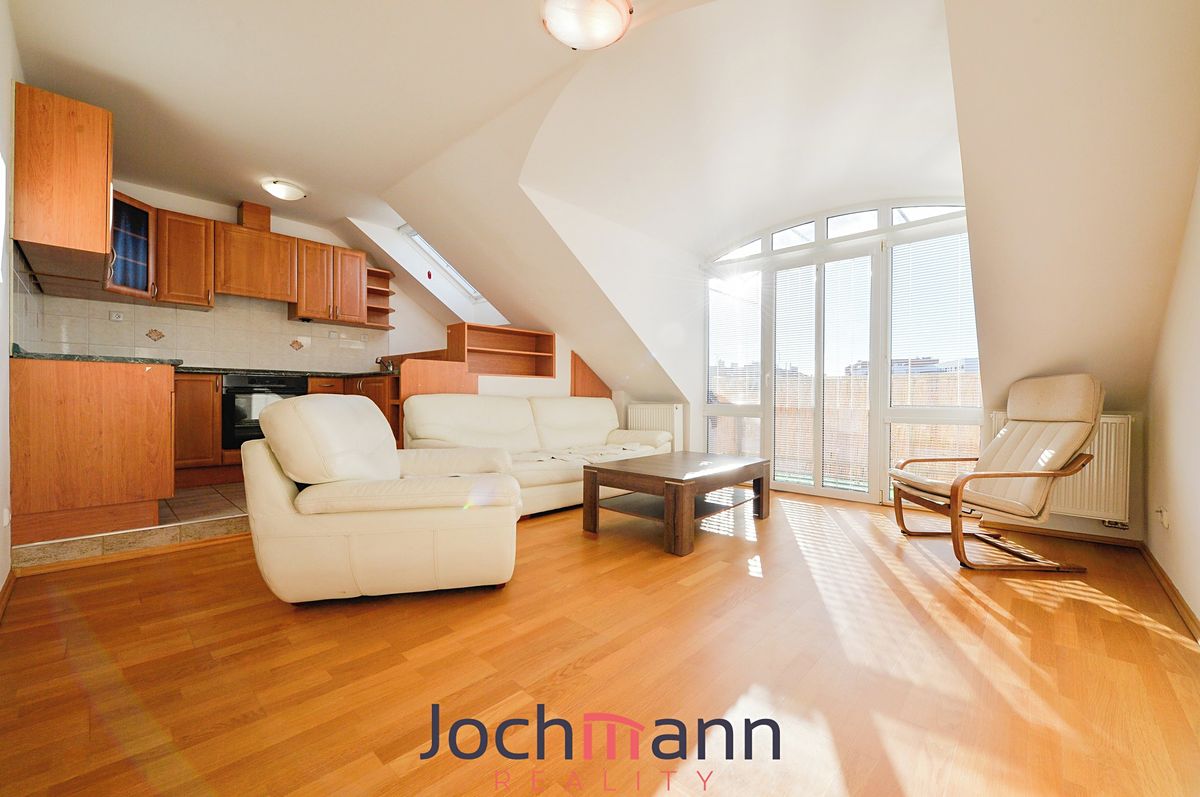 Pronájem bytu 2+kk 62 m²