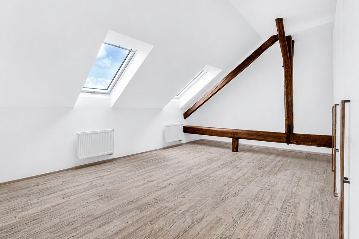 Pronájem bytu 4+kk 107 m²