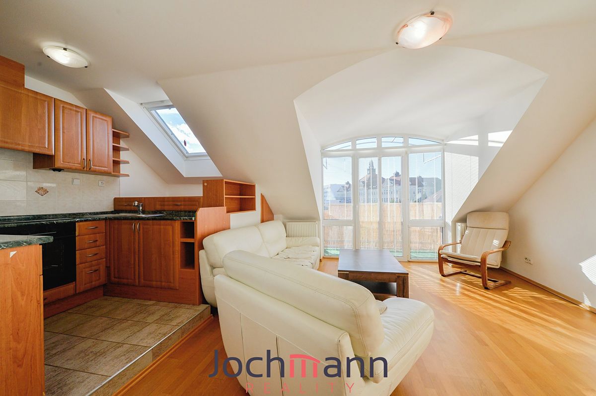 Pronájem bytu 2+kk 62 m² – fotografie 5