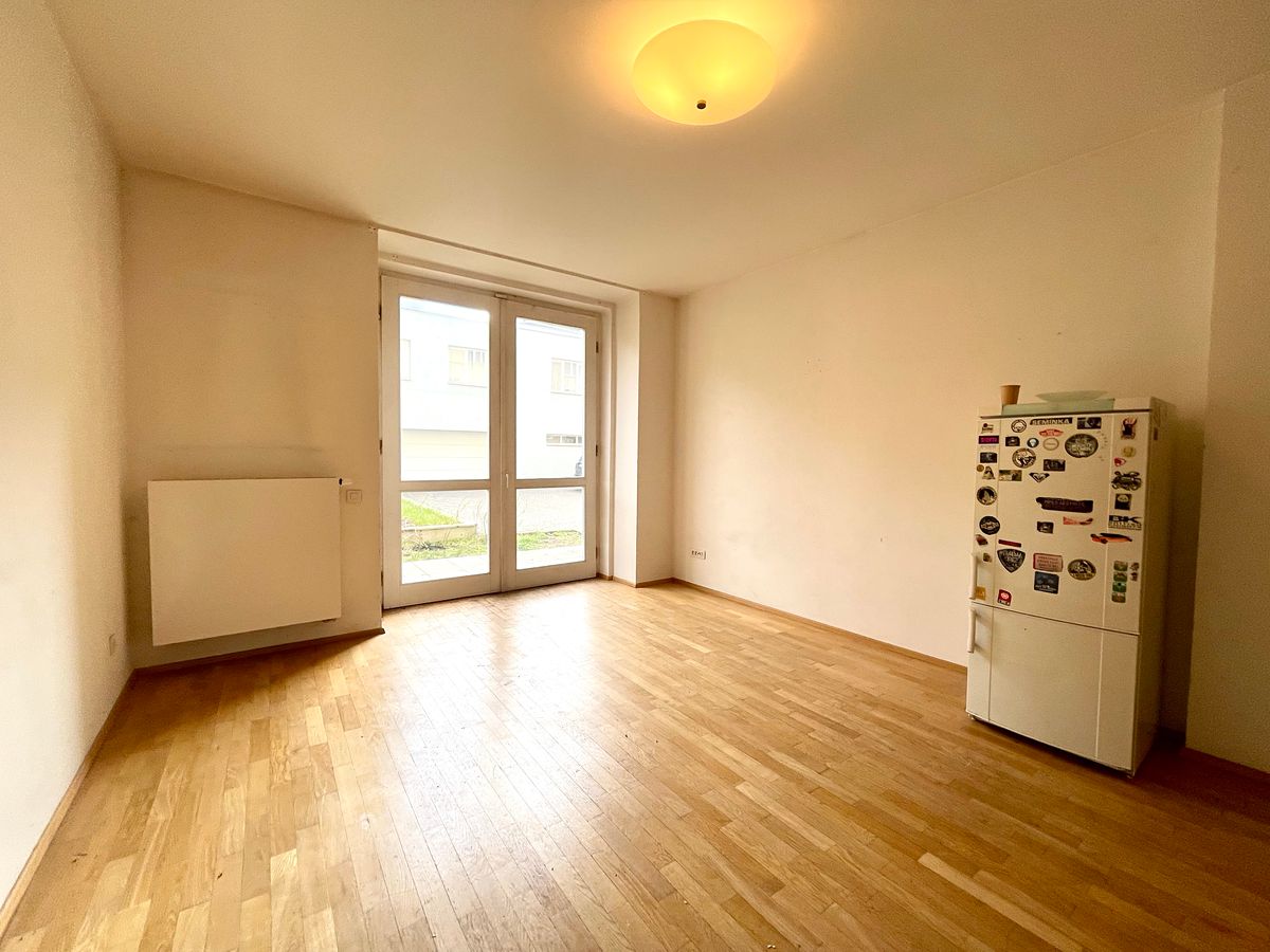 Pronájem bytu 2+kk 75 m² – fotografie 2