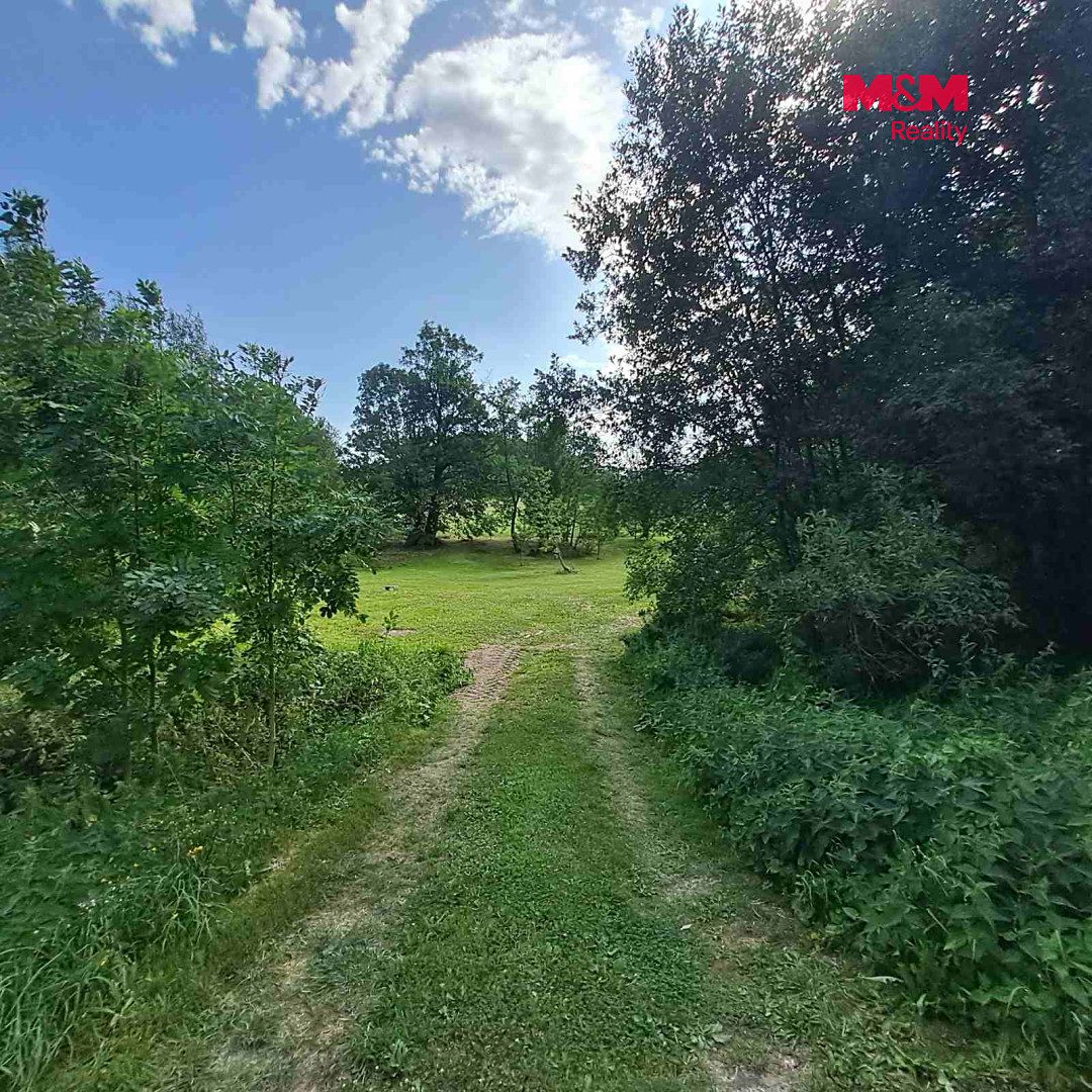 Prodej stavebního pozemku 3506 m² – fotografie 2