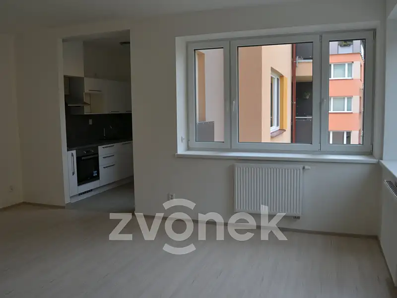 Pronájem bytu 2+kk 55 m², Vsetín – náhled fotky 2