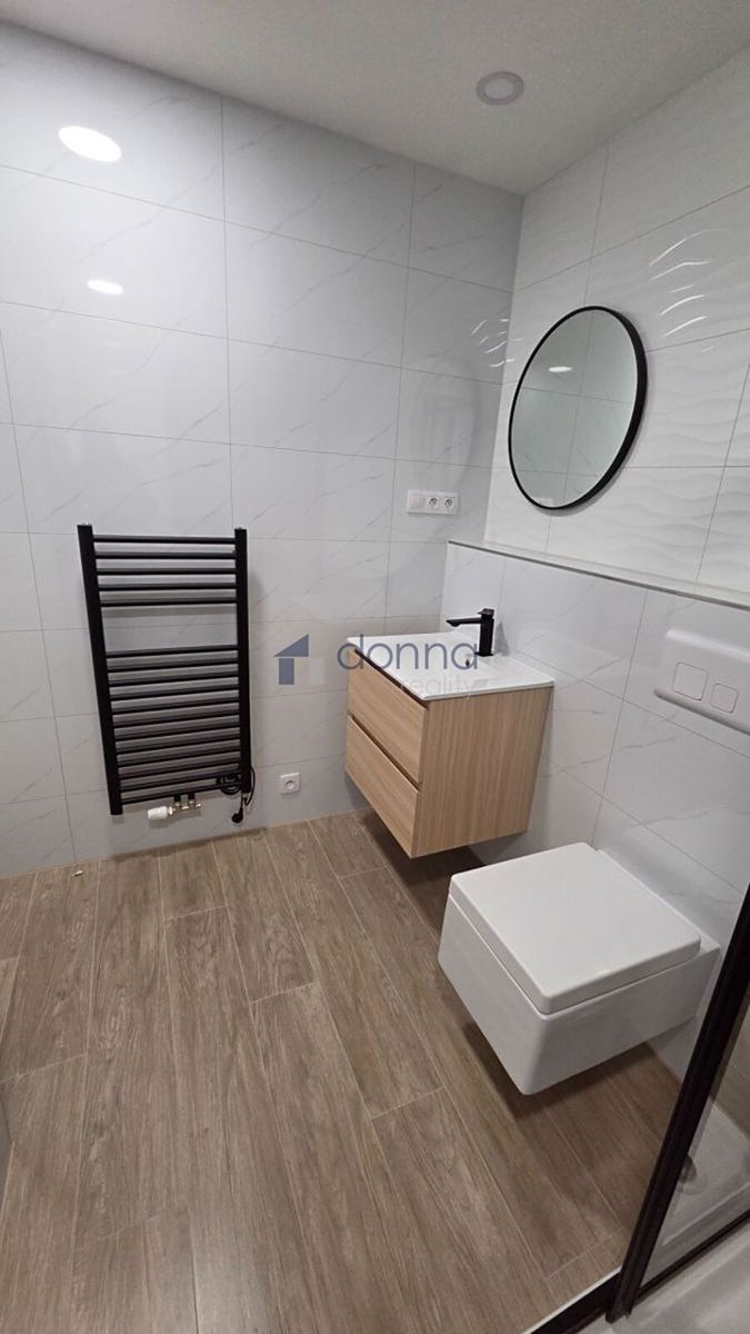 Pronájem bytu 1+kk 28 m² – fotografie 5