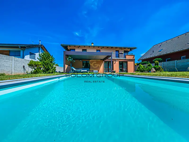 Prodej rodinného domu 212 m², pozemek 800 m², Zbuzany – náhled fotky 3