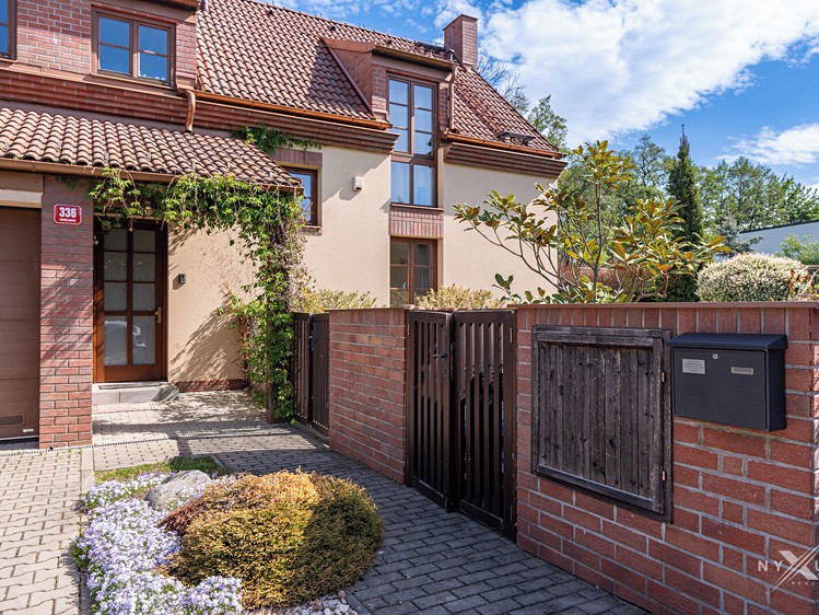 Haus zum Kauf, 250 m² (3 von 37)