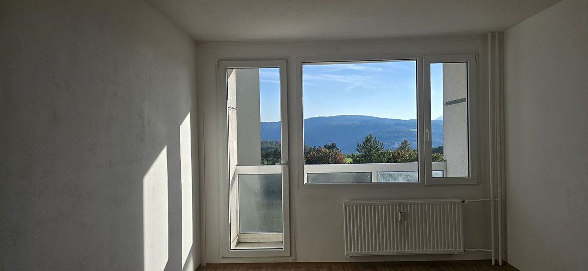 Pronájem bytu 1+1 38 m² – fotografie 3