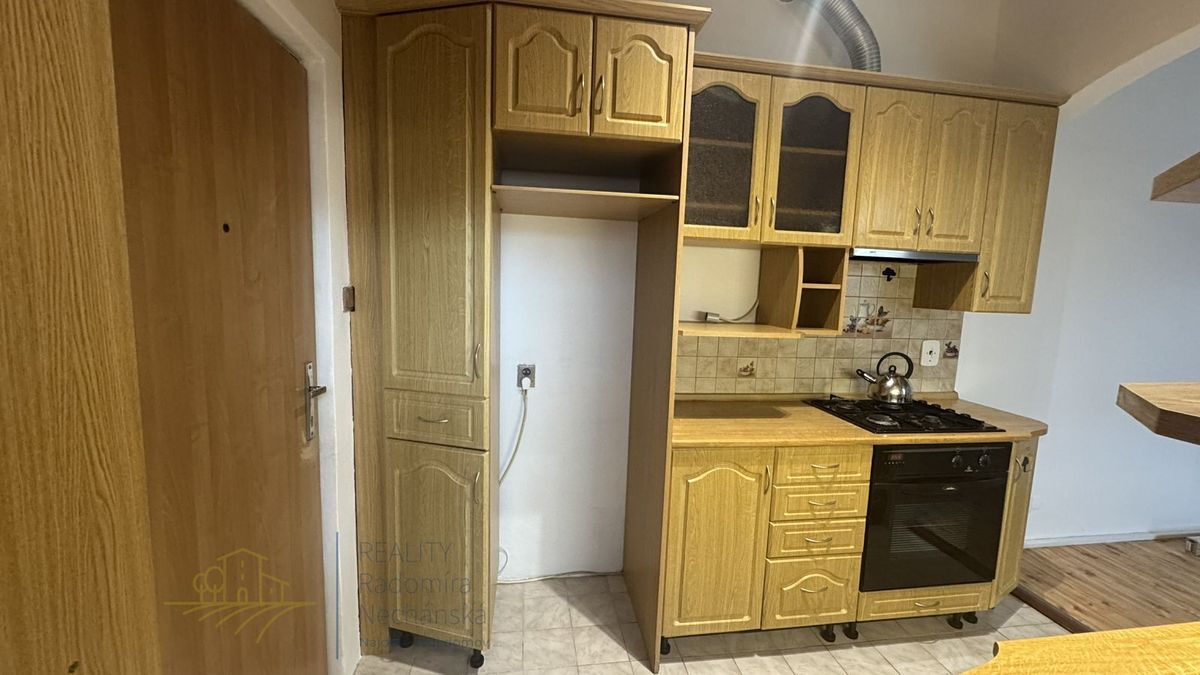 Pronájem bytu 2+kk 50 m² – fotografie 3