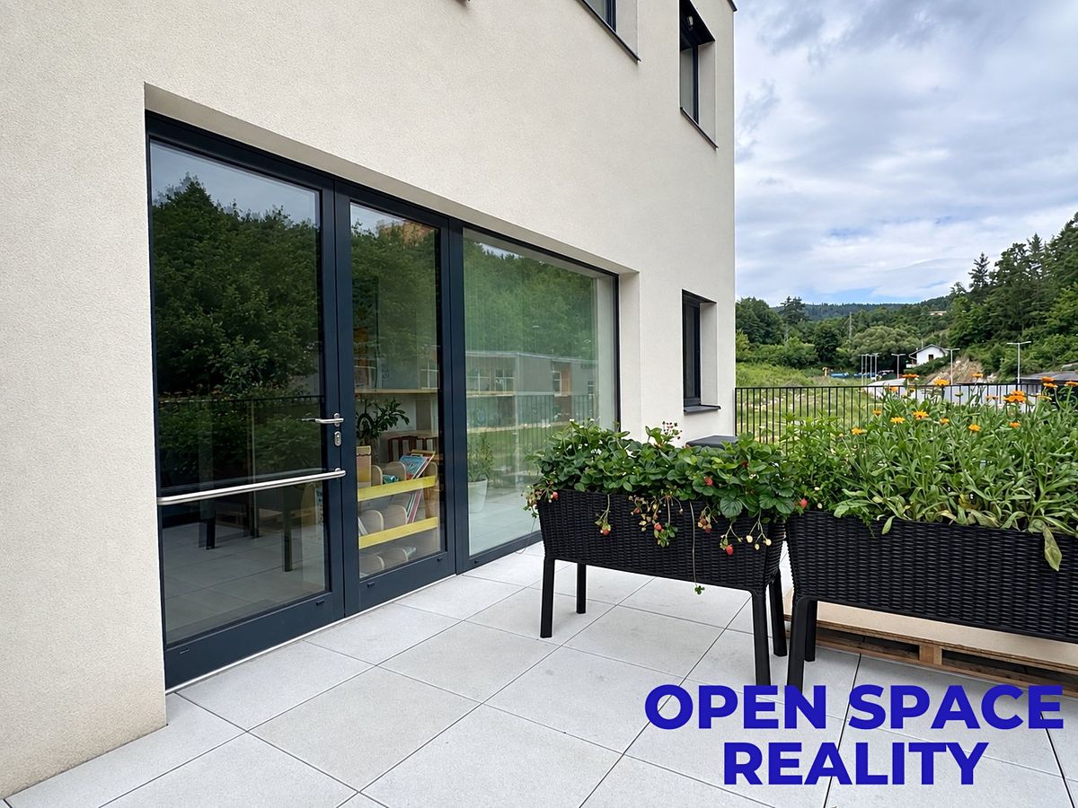 Pronájem obchodního prostoru 82 m²