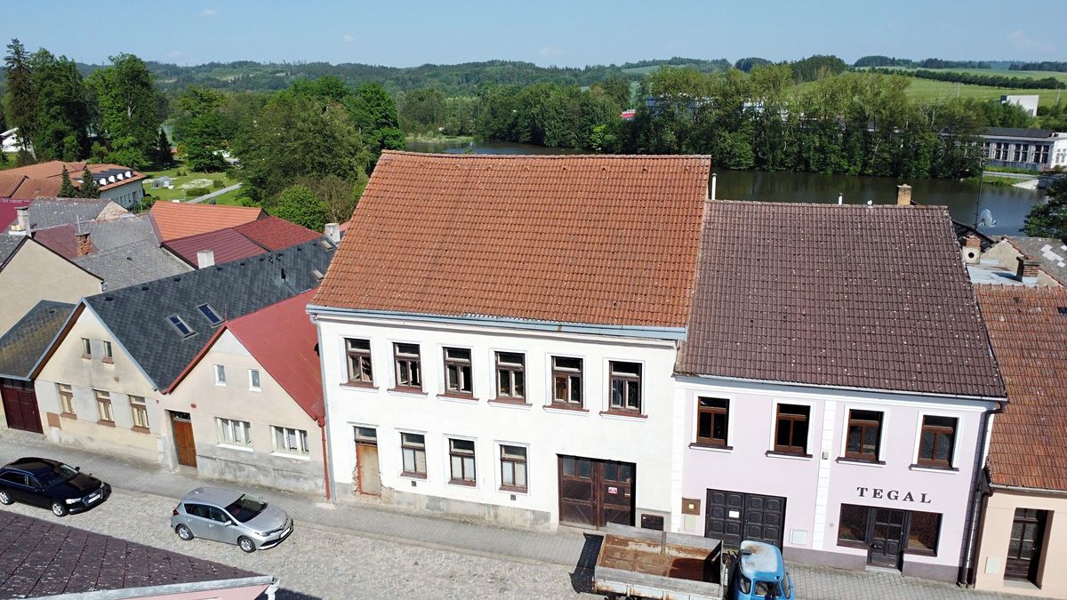 Prodej rodinného domu 154 m², pozemek 1090 m²