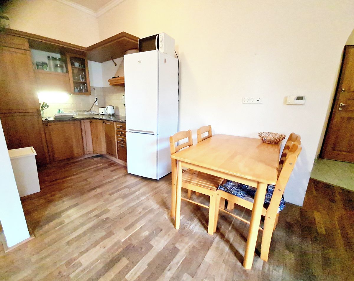 Pronájem bytu 2+kk 72 m² – fotografie 3