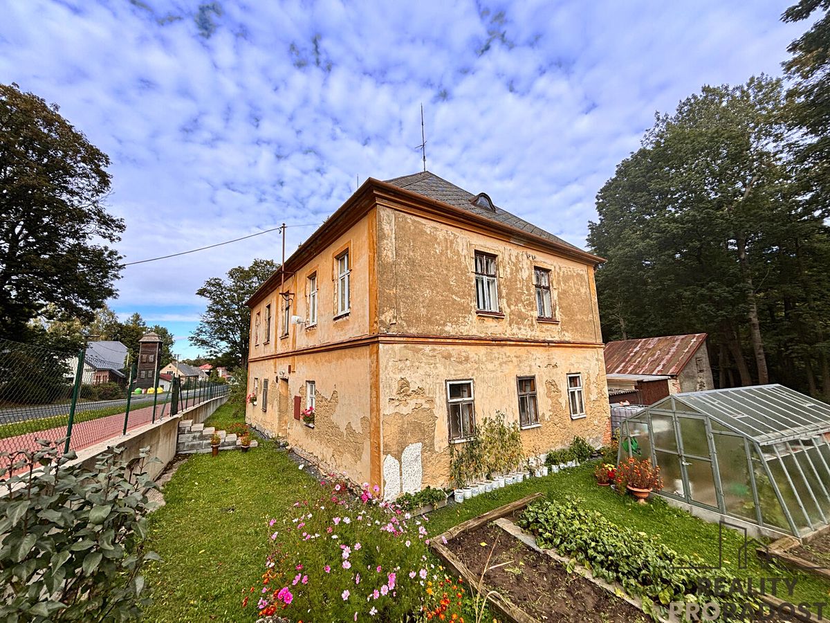 Prodej rodinného domu 128 m², pozemek 408 m² – fotografie 3