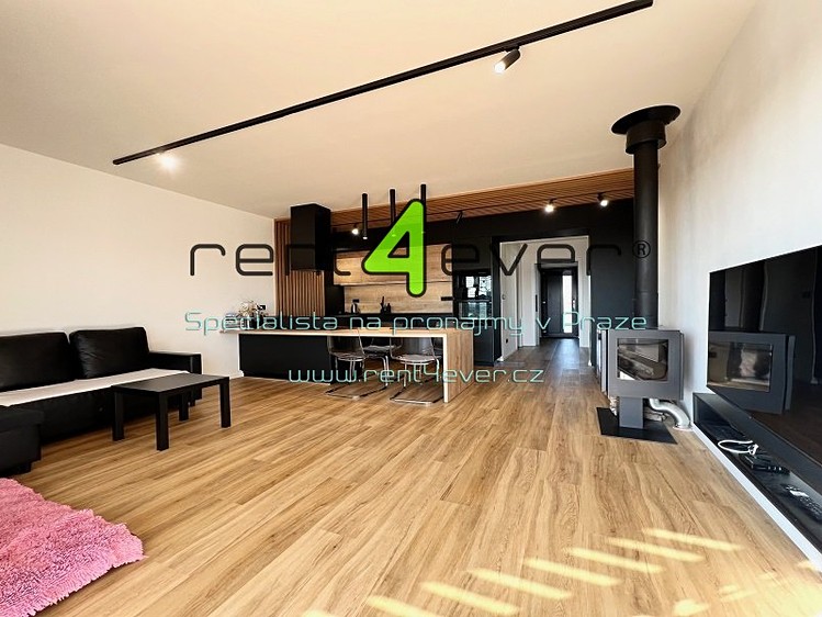 Haus zur Miete, 118 m² (2 von 27)