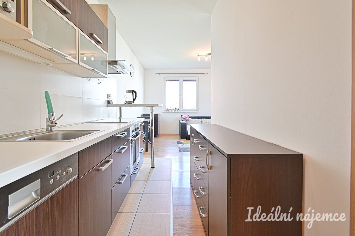 Pronájem bytu 2+kk 47 m² – fotografie 5