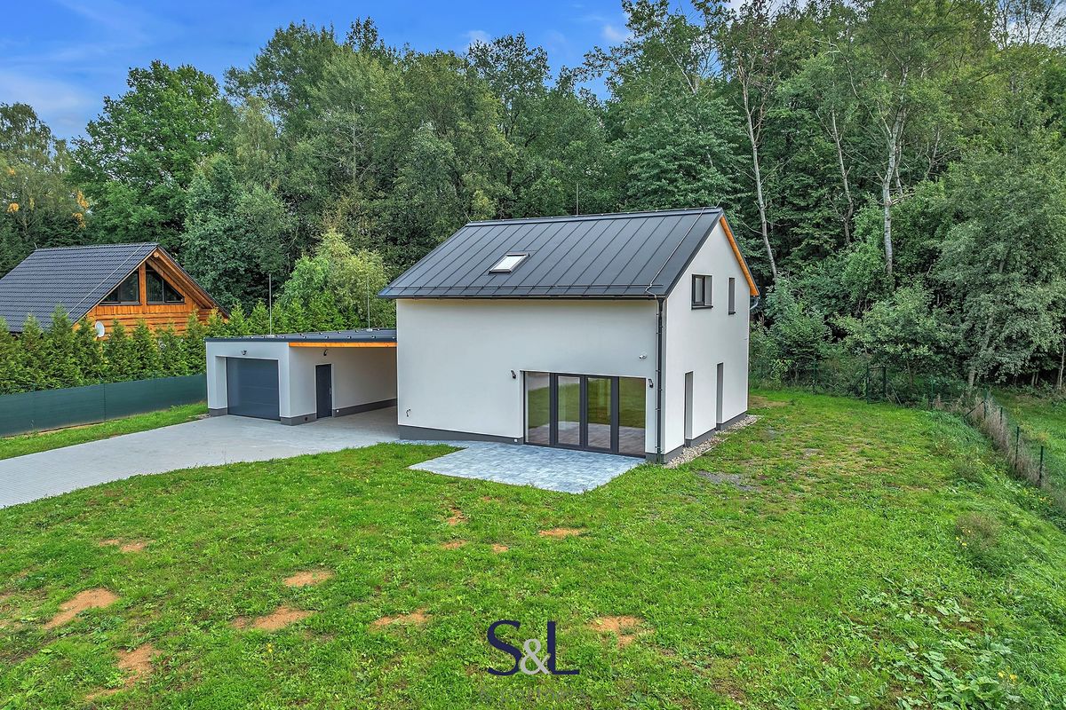 Pronájem rodinného domu 132 m², pozemek 1483 m²